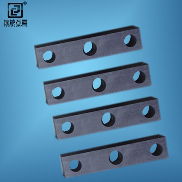 真空爐石墨連接片，真空爐石墨件石墨連接片，真空爐石墨配件，真空爐石墨件，真空爐石墨件生產廠家，真空爐石墨配件，真空爐石墨發熱元件